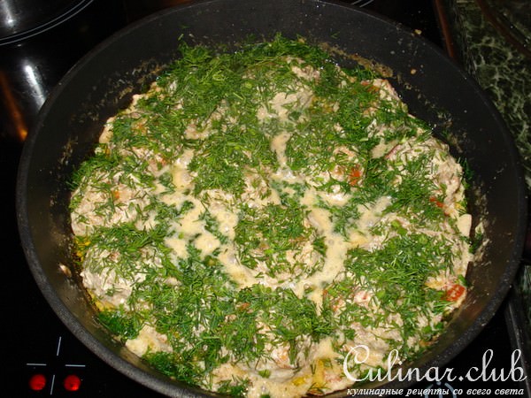Мясные шарики в сливочно-укропном соусе с помидорками