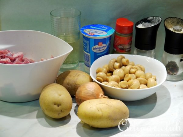 Сливочная мясная поджарка под хрустящей картофельной корочкой
