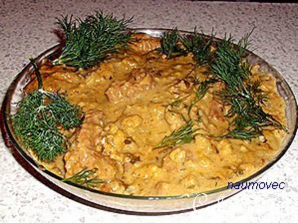 Тушеное мясо в ароматной панировке