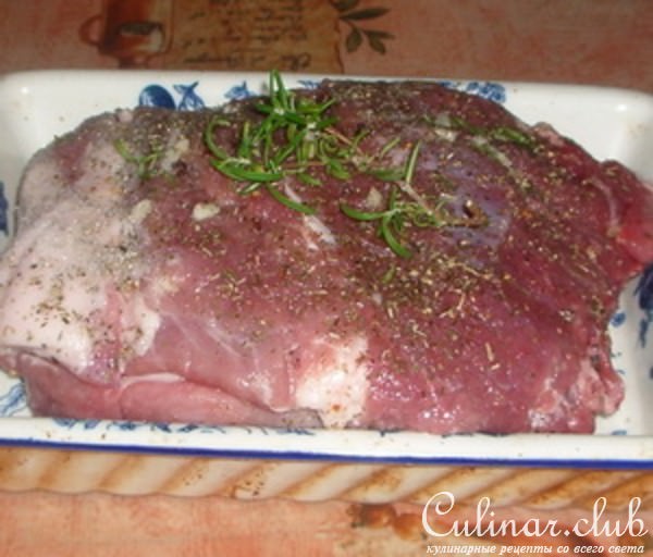 Свинина, запеченая с травами (почти по-тоскански)