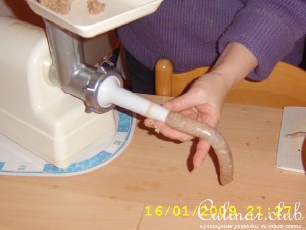 Чесночные мини-колбаски из свинины.