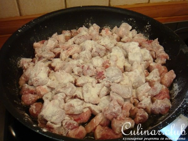 Томленая свинина с горчицей и лимоном