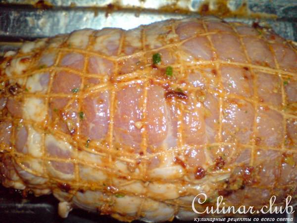 Пикантный рулет из свинины