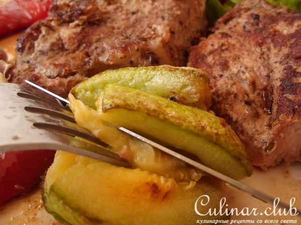 Маринованная свинина под винным соусом или это долгое, долгое, долгое мясо!