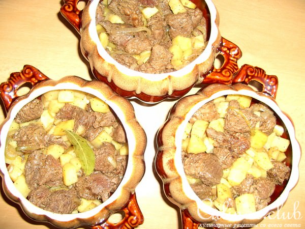 КАРТОШКА ЗАПЕЧЁНАЯ В ГОРШОЧКАХ 2