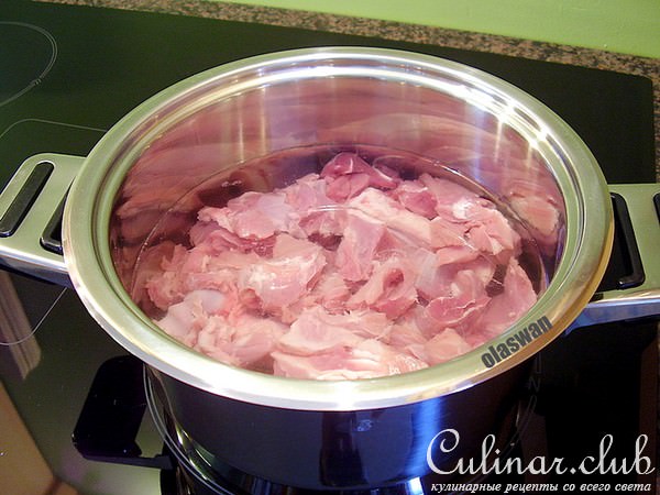 Мясо ягненка под белым соусом