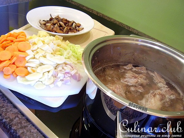 Мясо ягненка под белым соусом