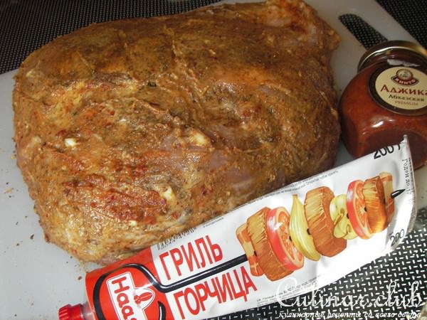 Запеченная свинина с пикантной корочкой