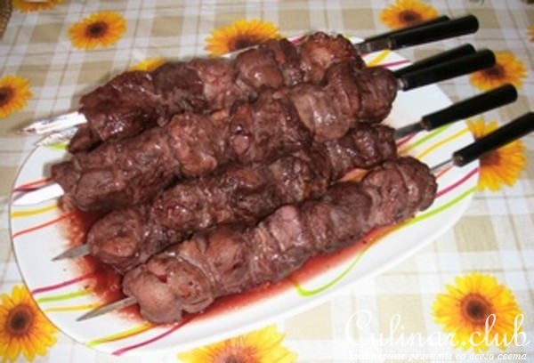 Шашлык из баранины под кавказским соусом