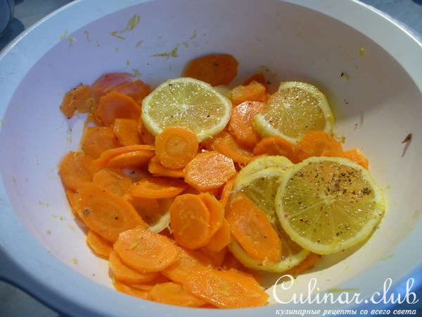Чесночные куриные окорочка, запеченные в рукаве
