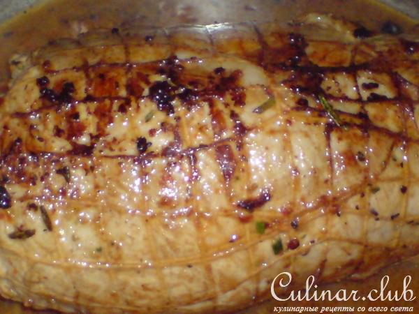 Пикантный рулет из свинины
