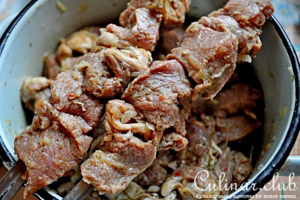 Шашлык из мяса молодого бычка