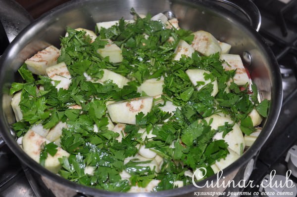 Мясное рагу "Пальчики оближешь"