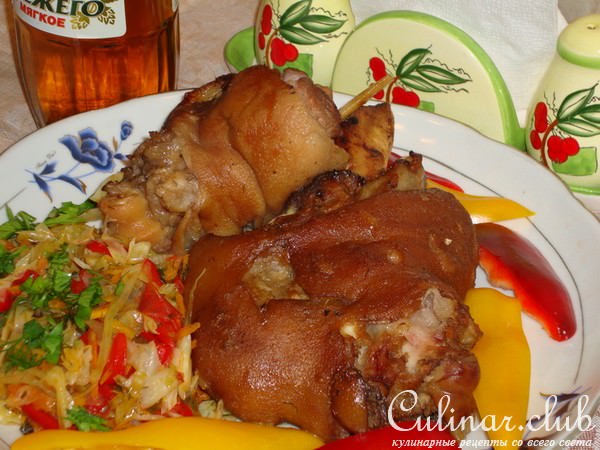 Свиная рулька в пиве