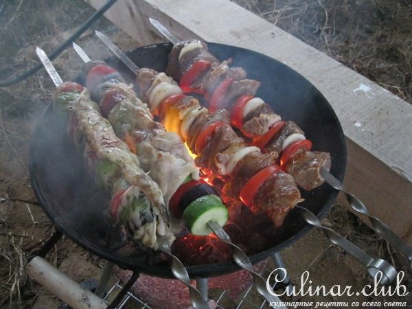 Шашлык на любой вкус или открытие осенних дачный выходных.