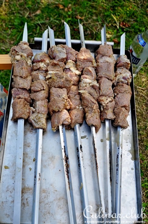 Шашлык из мяса молодого бычка