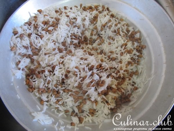 Плов с фасолью и копченой рыбой (Lobyal plov balqla)