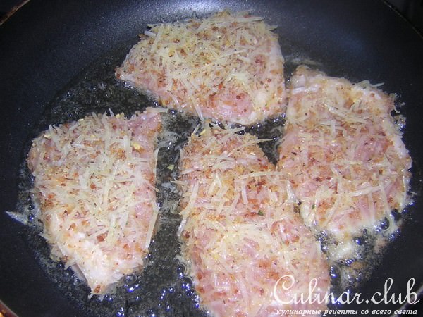 СВИНИНА В СЫРНОЙ ПАНИРОВКЕ