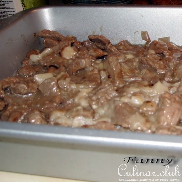 Мясо под картофельной крышкой