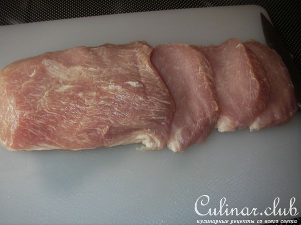 Свинина с овощами и каперсами