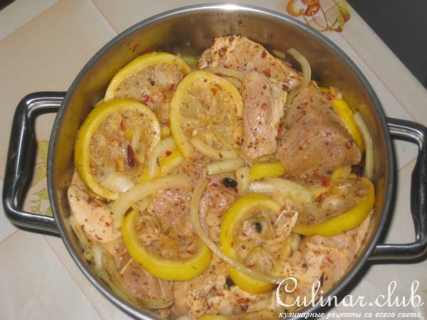 Шашлык из свинины с лимоном.