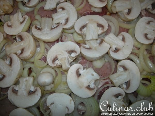 Мяско запеченное с баклажанами