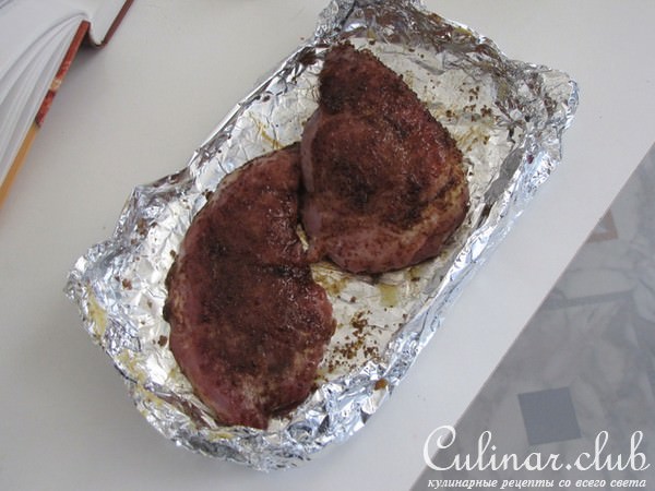 Свинина в сахаре с яблоками по-китайски