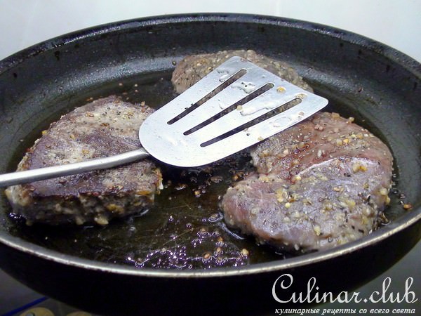 Стейк Монреаль. Montreal Steak.