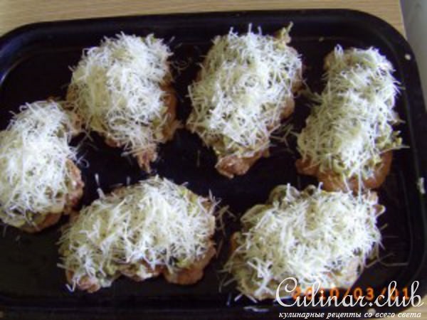 Мясо в "грибной шапке"