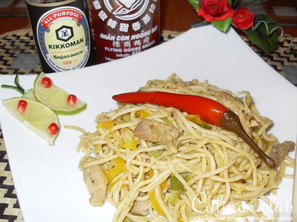 мясо в кисло-сладком соусе (по мотивам Bami Goreng)
