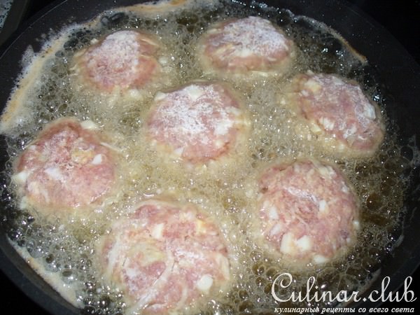 Котлеты с капустой и варёными яйцами