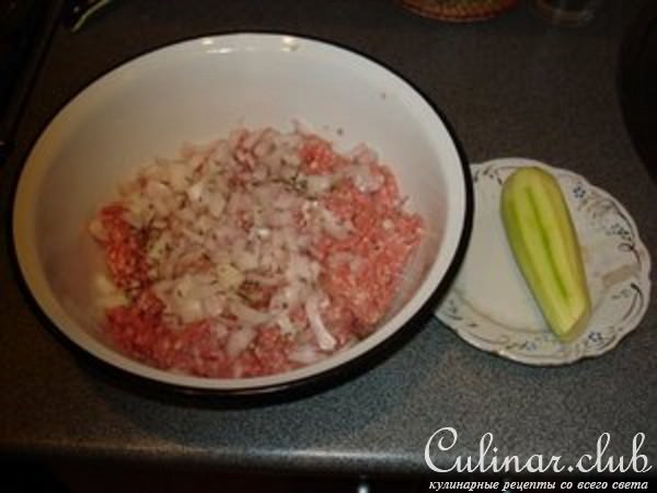 Мясная запеканка с овощами и ягодами (вариант)