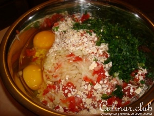 Мясо-фруктовые колобки