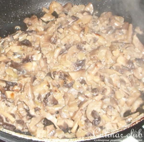 Мясной рулет с грибами