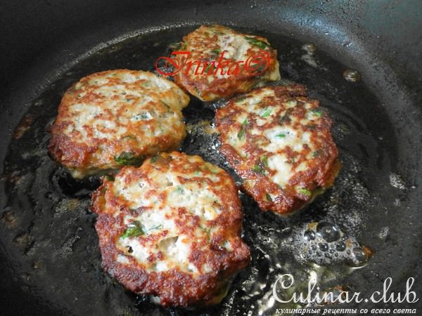 Мясные оладьи из того, что было в холодильнике