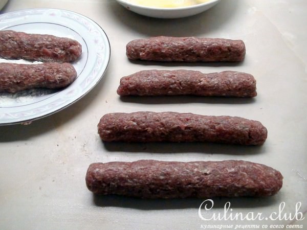 Мясные «пальчики» в панировке из овсяных хлопьев.