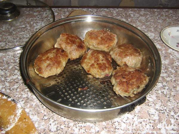 Котлеты Лапинские с брусникой от Анастасии