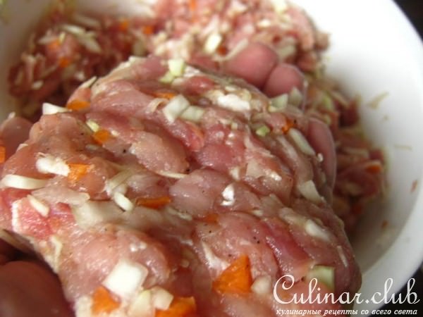 Паровые пельмени со свининой и капустой (дуэль)