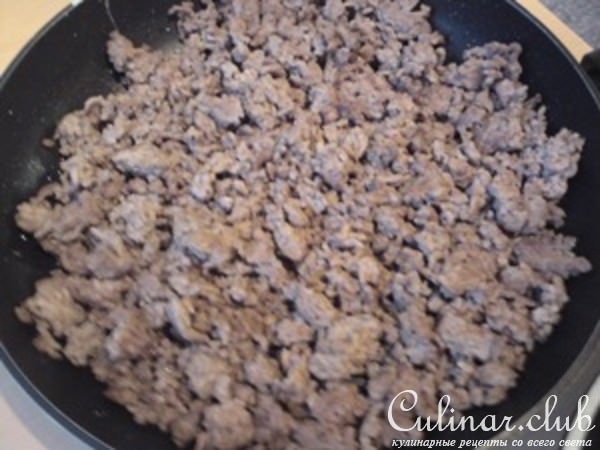 Паста с фаршем под сырной корочкой