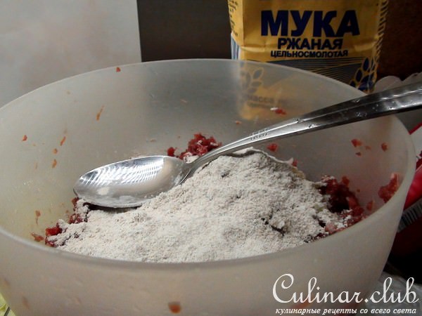 Тефтели сочные, с ржаной мукой.