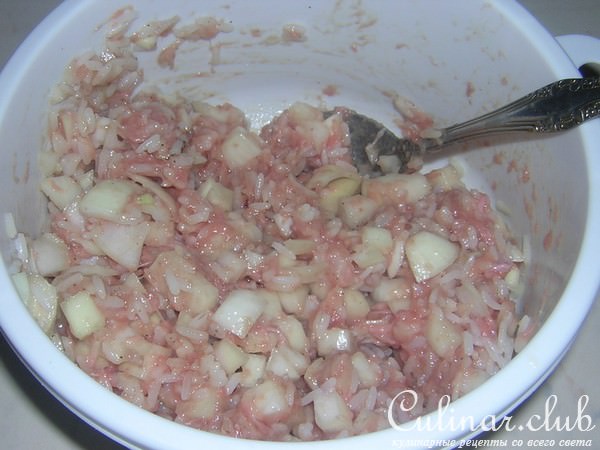 ФАРШИРОВАННЫЕ КАБАЧКИ (эконом-вариант)