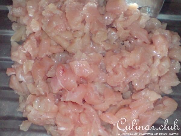 Рубленые котлеты из индейки со сметанно-маслиновым соусом