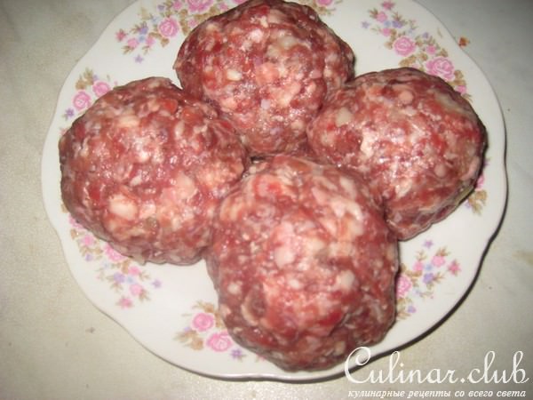 Каширская солянка с бифштексами и чёрными грибами.