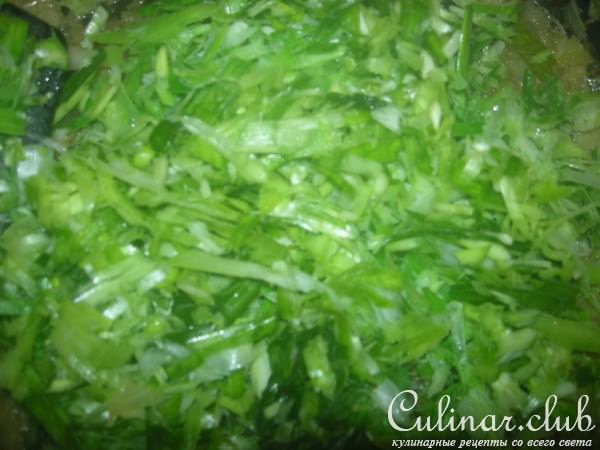 Куриные котлеты с соусом из щавеля