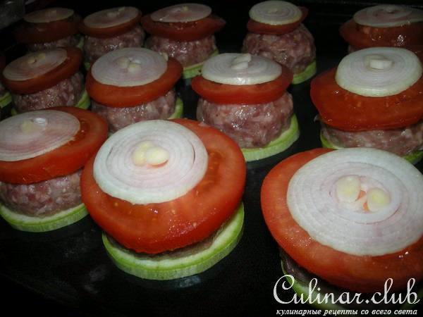 Ленивые голубцы (башенки с кабачками).