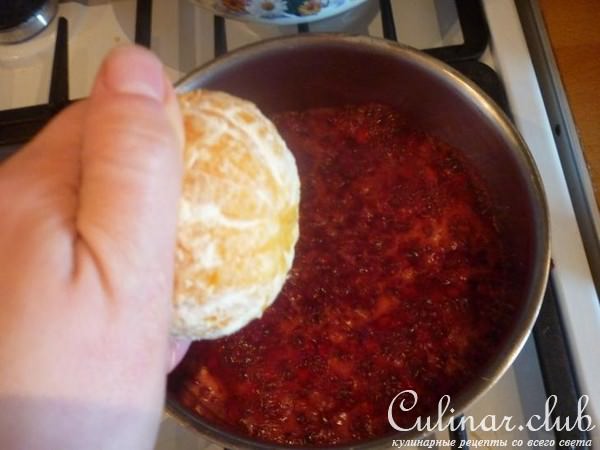 Паста с брусничным соусом