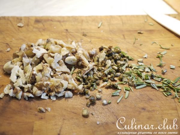 Паста со сливочным соусом из лисичек и стручковой фасоли