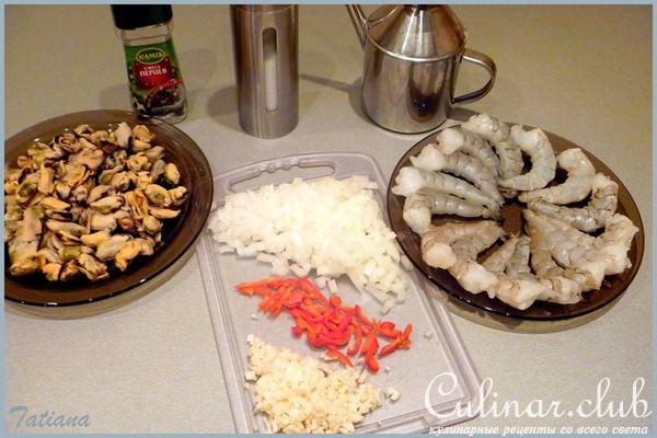 Спагетти с морепродуктами в мультиварке ( Тест-драйв )