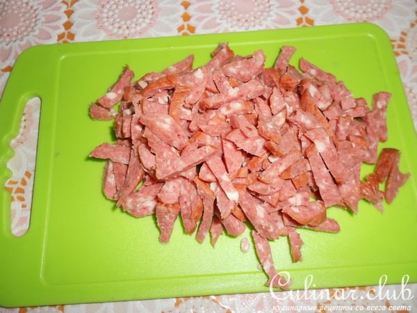 Пицца с фузилли в лаваше или рулет с макаронами