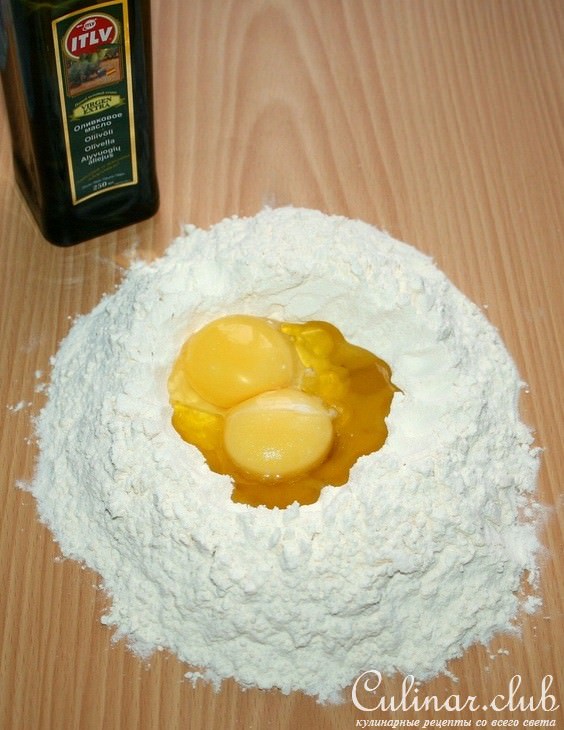 Домашняя паста с нутом,томатами и маслинами